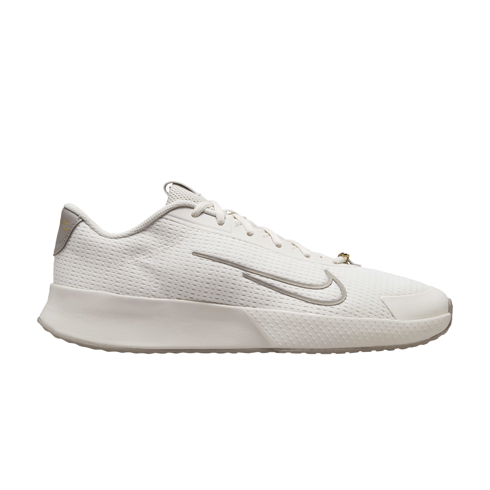 nikecourt-vapor-lite-2-premium-hc-gold-flair-pack-fz1248-001