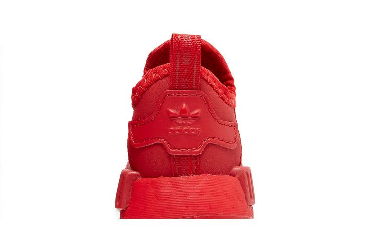 Кроссовки adidas NMD_R1 I 'Triple Red'
