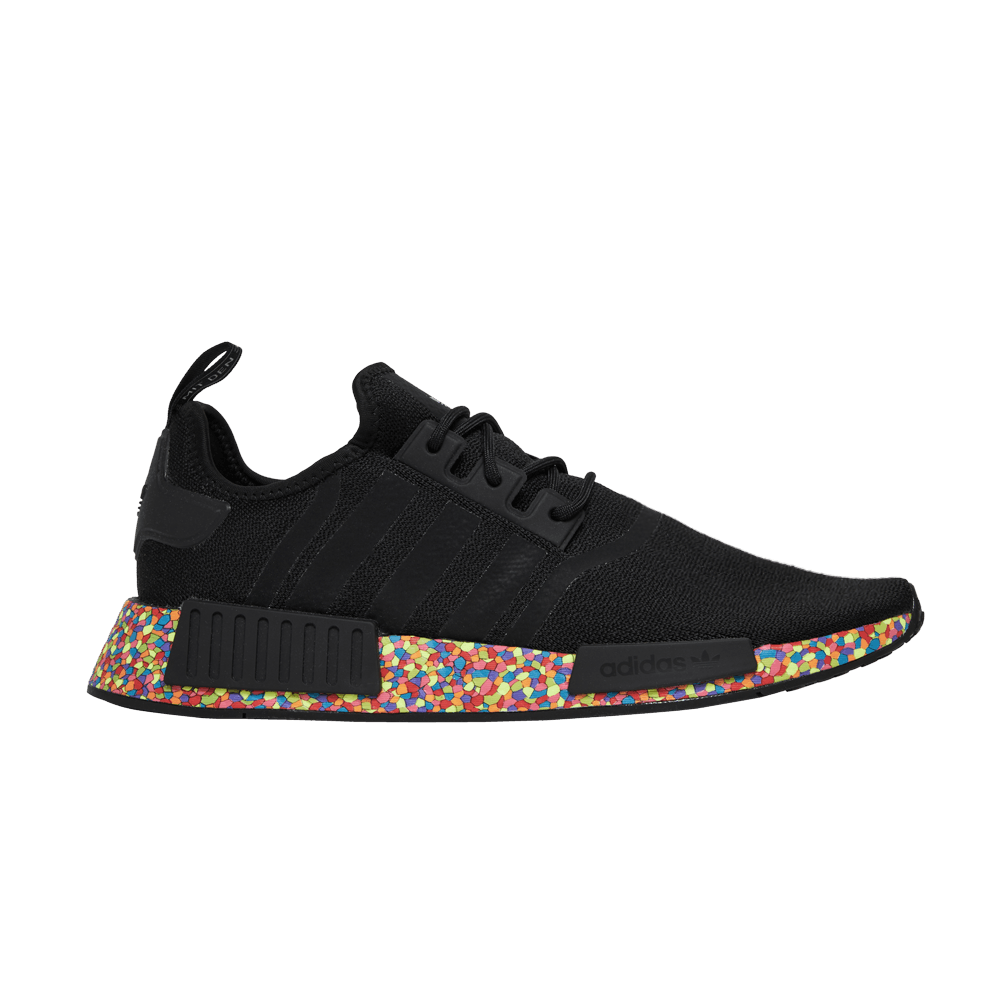 nmd_r1-mosaic-boost-pack-gz4613