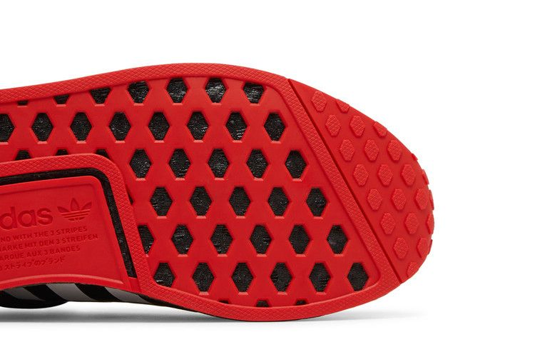 Кроссовки adidas NMD_R1 V2 'Crackled - Black Red'