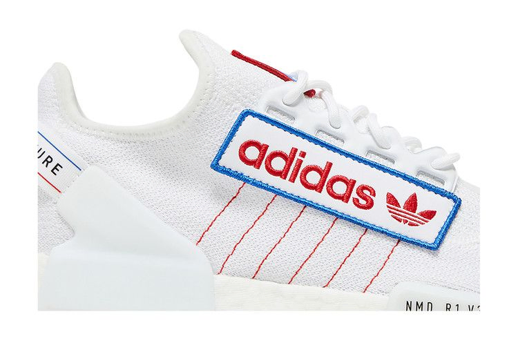 Кроссовки adidas NMD_R1 V2 'Logo Patch - White'