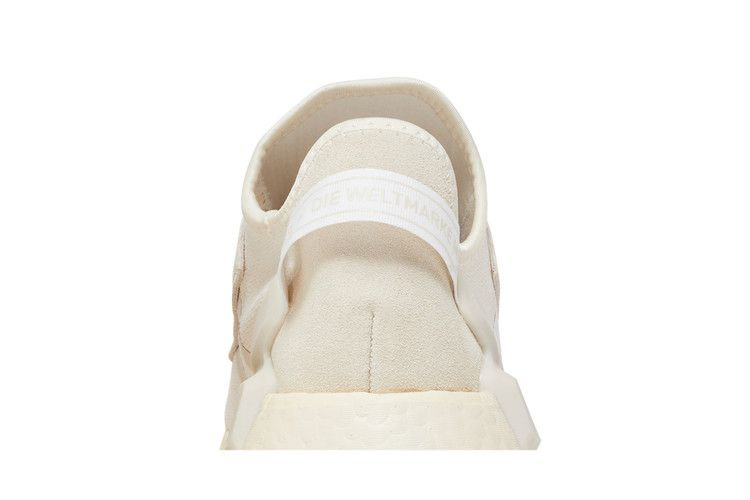 Кроссовки adidas NMD_R1 V2 'Quilted - Aluminum'