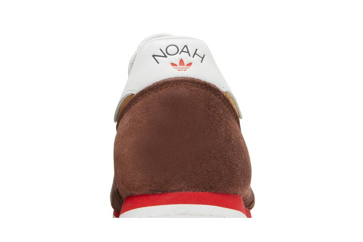 Кроссовки adidas Noah x Vintage Runner 'Brown Dark Blue'