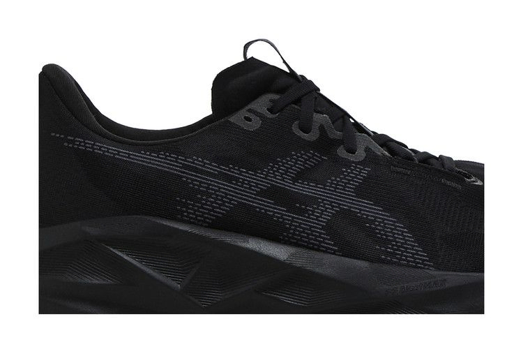 Кроссовки ASICS Novablast 5 'Black Carrier Grey'