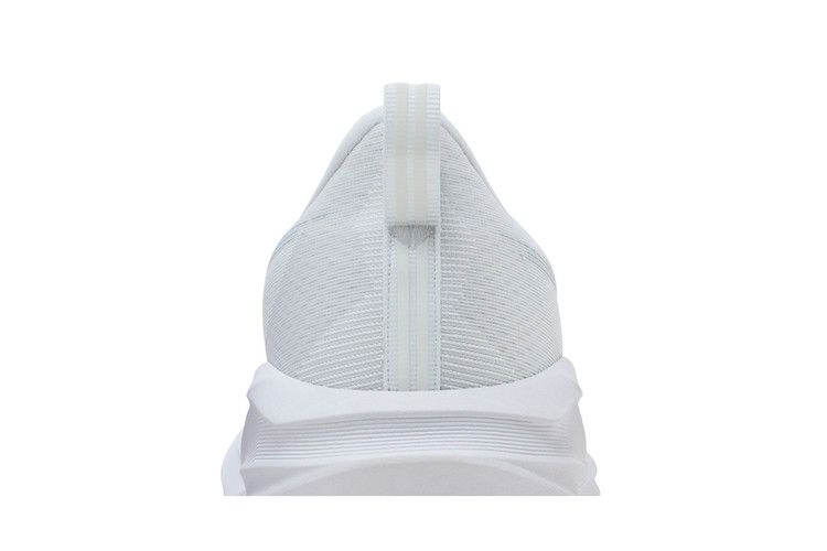 Кроссовки ASICS Novablast 5 'White Piedmont Grey'