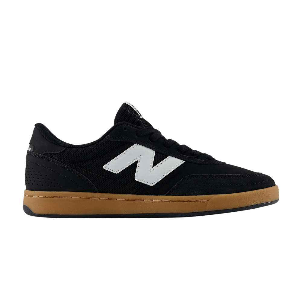numeric-440v2-black-white-gum-nm440bng