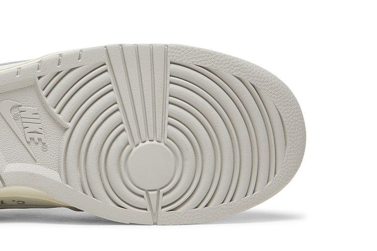 Кроссовки Nike Off-White x Dunk Low 'Lot 22 of 50'