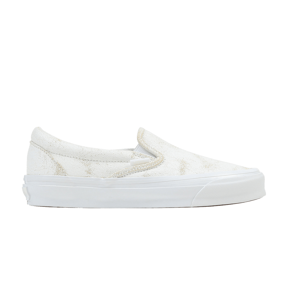 og-classic-slip-on-lx-distress-white-vn0a32qnwtm
