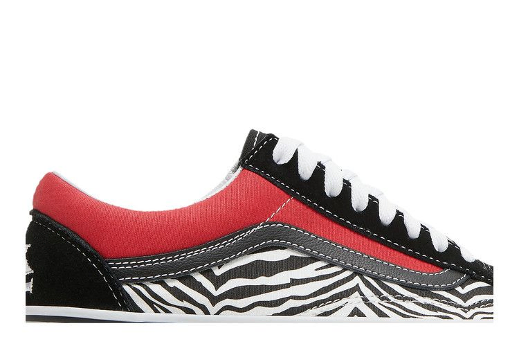 Кроссовки Vans Old Skool 'Korean Typography'