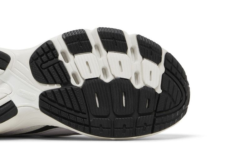 Кроссовки adidas Orketro 'Crystal White Purple'