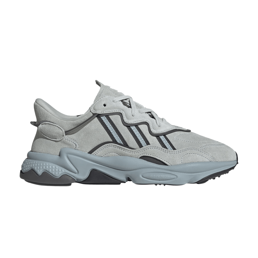 ozweego-magic-grey-carbon-hp6388