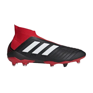 Черный цвет/Обувь белого цвета/Красный