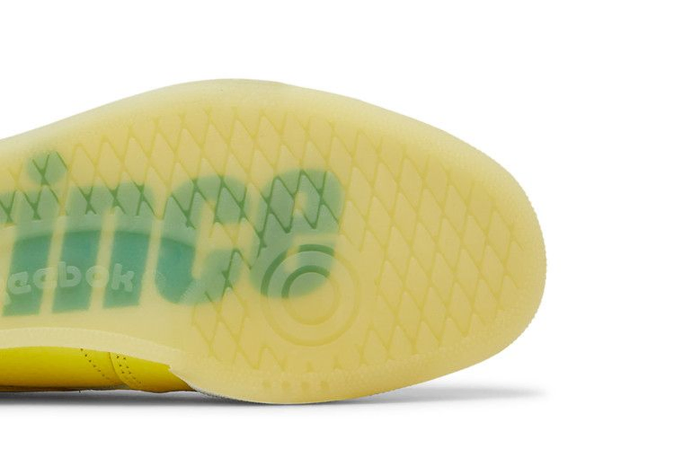 Кроссовки Reebok Prince x Club C Revenge 'Stinger Yellow'