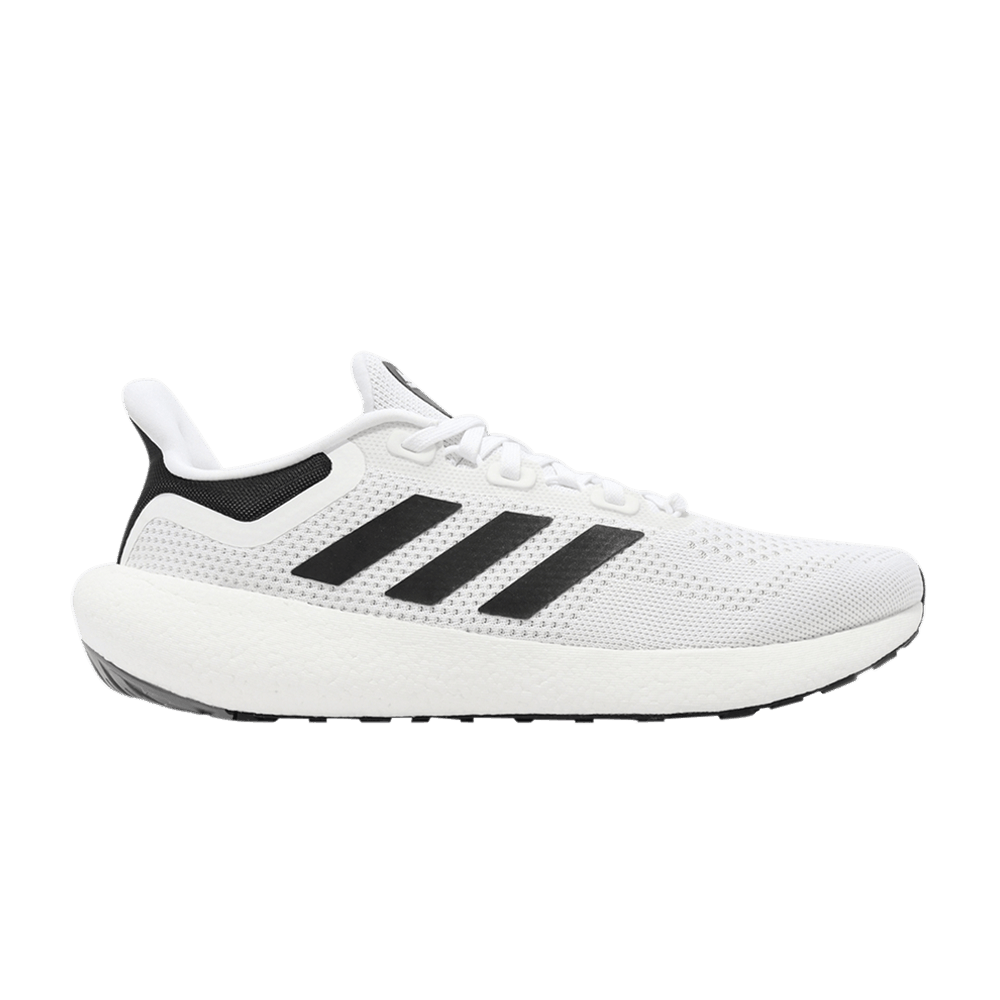 pureboost-jet-white-black-gw8587