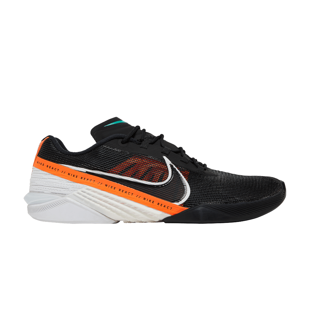 react-metcon-turbo-black-total-orange-ct1243-083
