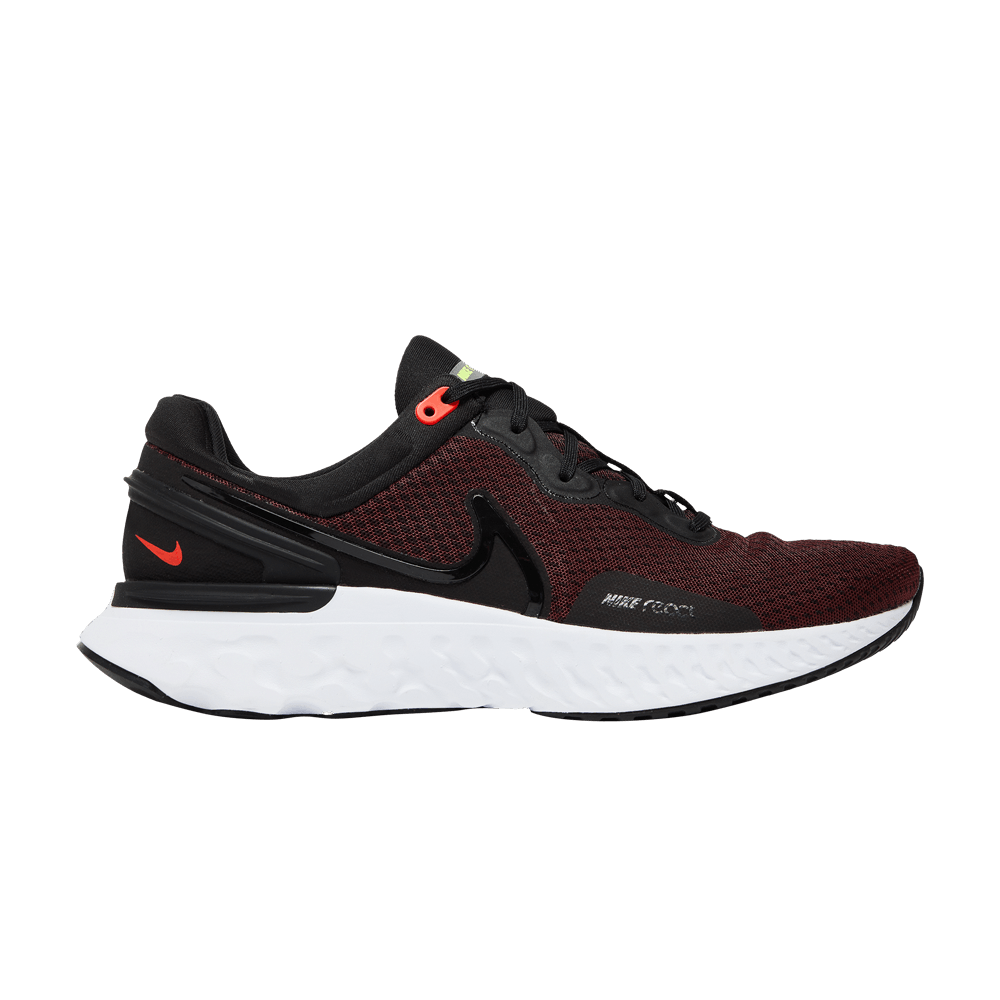 react-miler-3-black-siren-red-dd0490-003