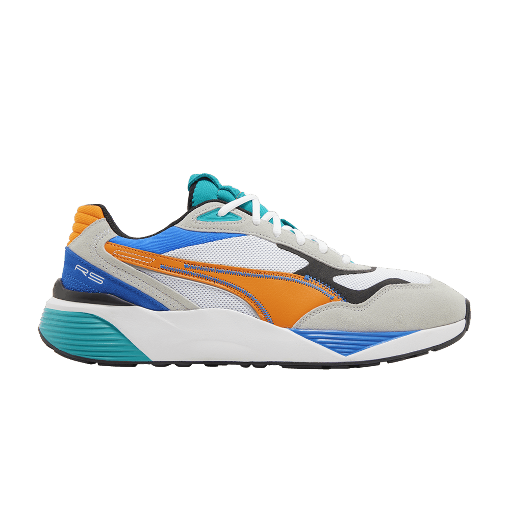 rs-metric-white-vibrant-orange-386169-01