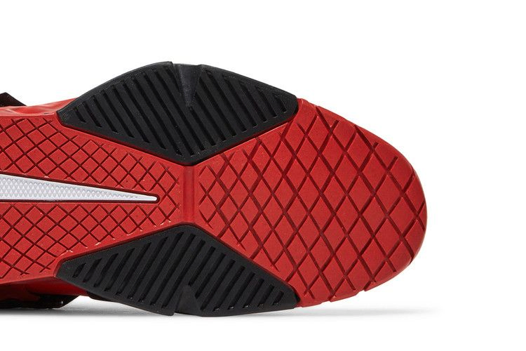 Кроссовки Nike Savaleos 'Chile Red'