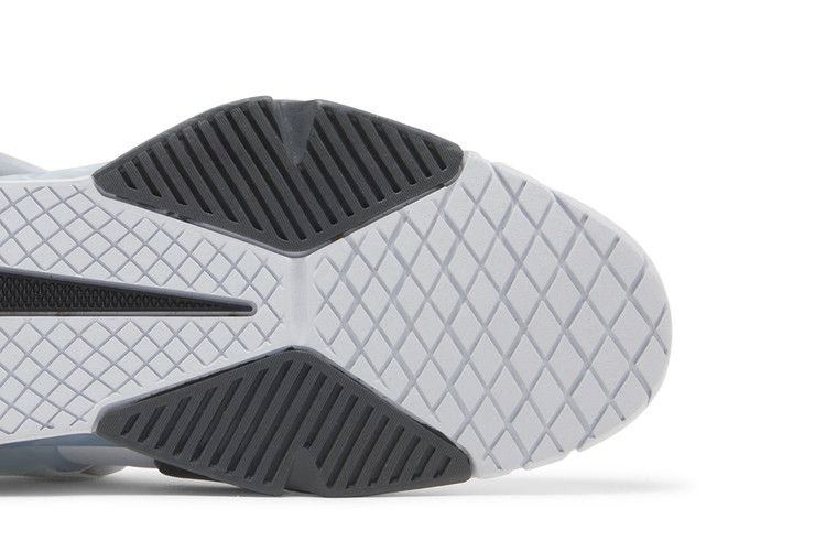 Кроссовки Nike Savaleos 'White Black' Sample