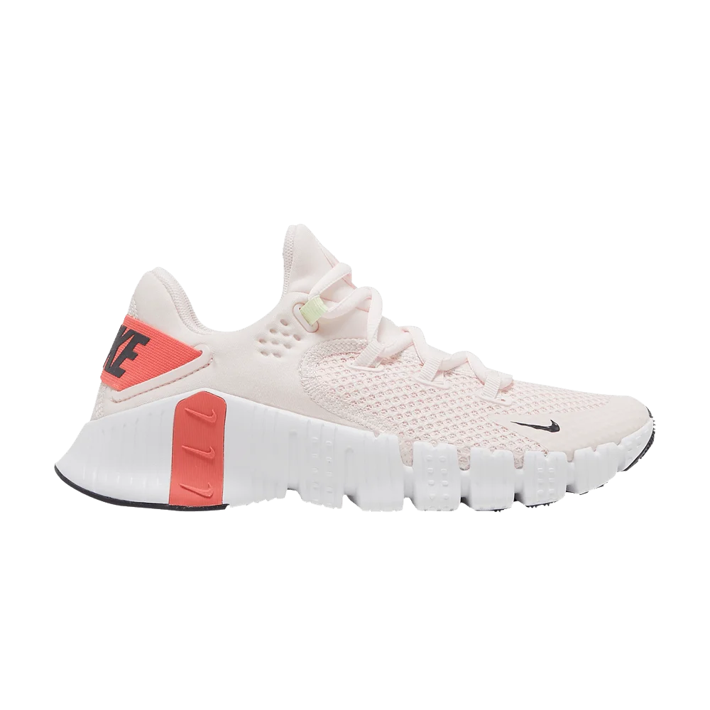 Кроссовки Nike Wmns Free Metcon 4 'Light Soft Pink Magic Ember'