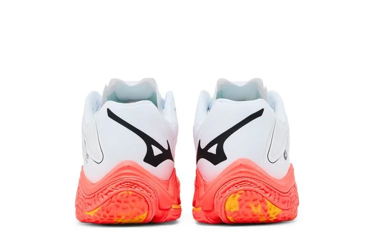 Кроссовки Mizuno Wave Lightning Z8 'Daybreaker Pack'