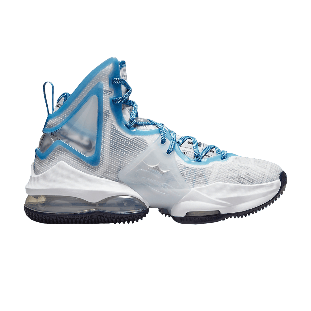 space-jam-x-lebron-19-gs-sweatsuit-dd0418-100