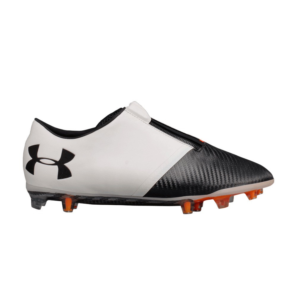 spotlight-fg-white-black-1289531-162