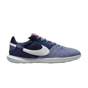 Фиолетовый