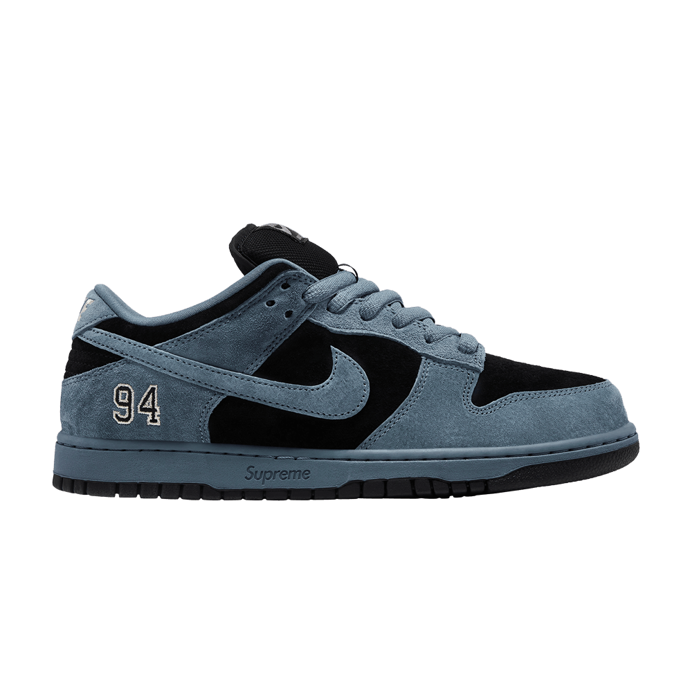 supreme-x-dunk-low-sb-ocean-fog-hq8487-400