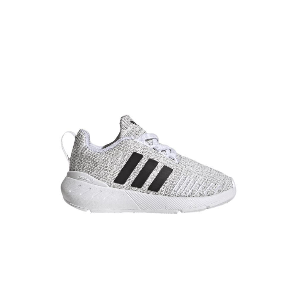swift-run-22-i-white-grey-gw8187