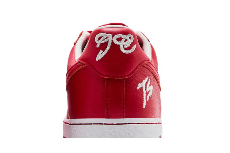 Кроссовки Terror Squad x Nike Air Force 1 Low QS 'University Red'