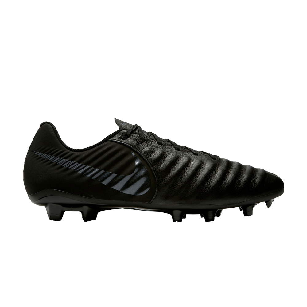 Кроссовки Nike Tiempo Legend 7 Academy MG 'Triple Black'