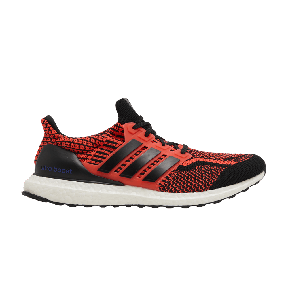 ultraboost-5-0-dna-solar-red-black-gx8965