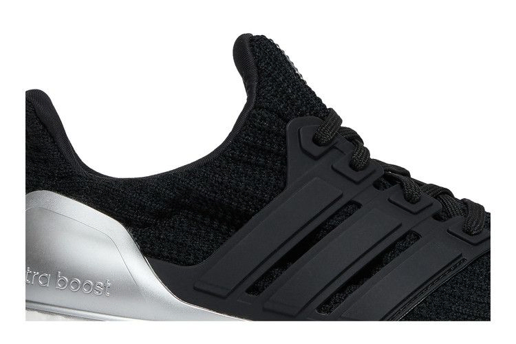 Кроссовки adidas UltraBoost DNA 4.0 J 'Black Silver Metallic'