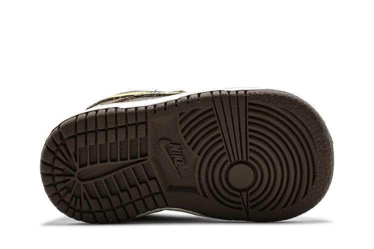 Кроссовки Nike Undefeated x Dunk Low SP TD 'Canteen'