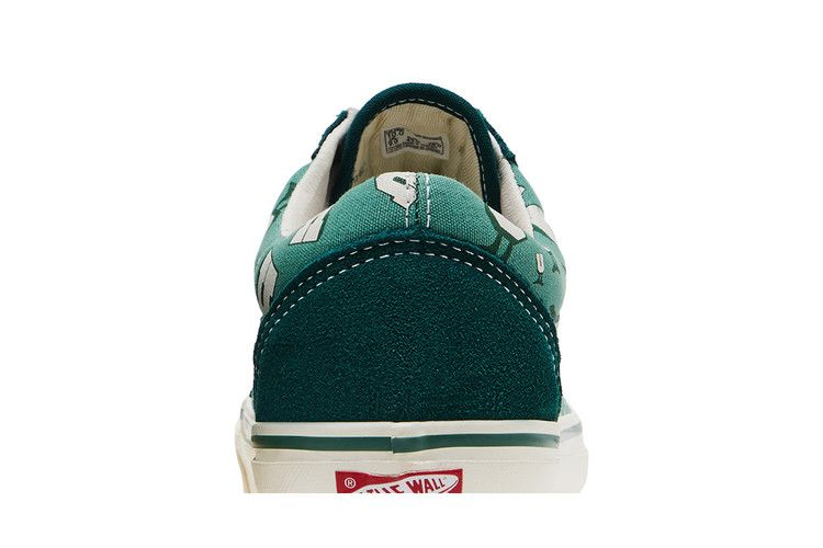 Кроссовки Vans Undefeated x OG Old Skool LX 'U-Man - Bistro Green'