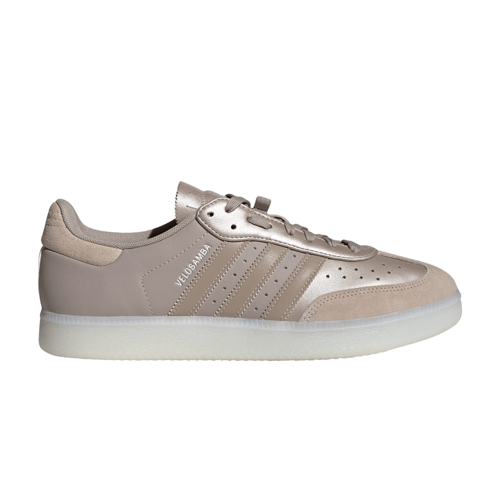 velosamba-leather-champagne-metallic-ih5213
