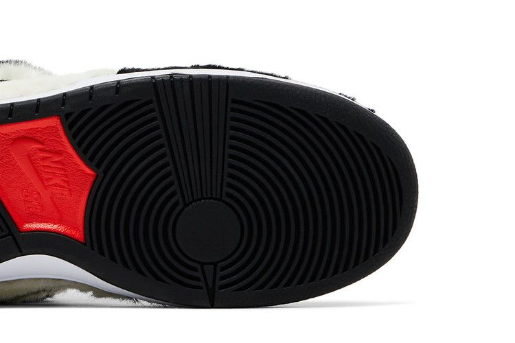 Кроссовки Nike Verdy x Dunk Low SB 'Vick' Friends &amp; Family