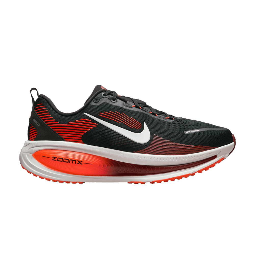vomero-18-extra-wide-black-bright-crimson-if0514-003