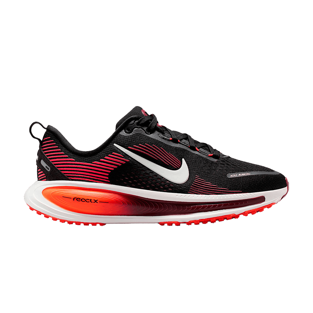 vomero-18-gs-black-bright-crimson-hq2157-007