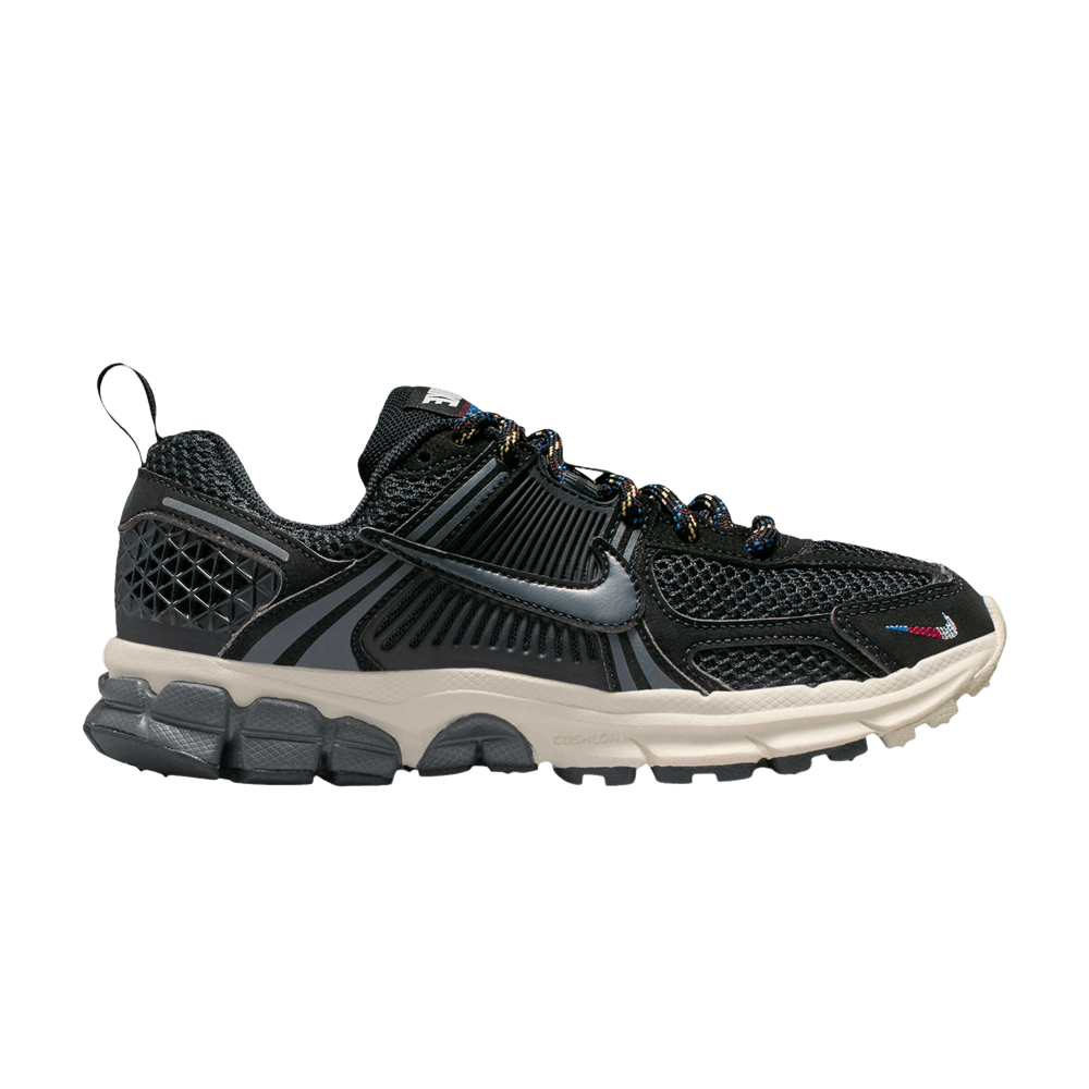 vomero-5-gs-black-soft-pearl-burgundy-ib5853-001