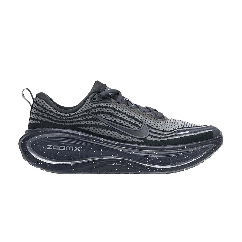 vomero-plus-speckle-anthracite-dark-obsidian-io4323-002
