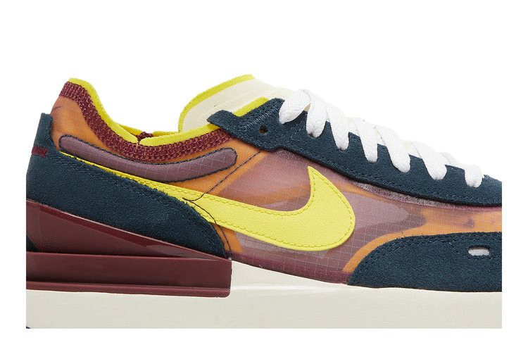Кроссовки Nike Waffle One SE 'Dark Beetroot Yellow Strike'