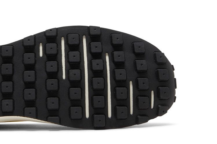 Кроссовки Nike Waffle One SE 'Dark Beetroot Yellow Strike'