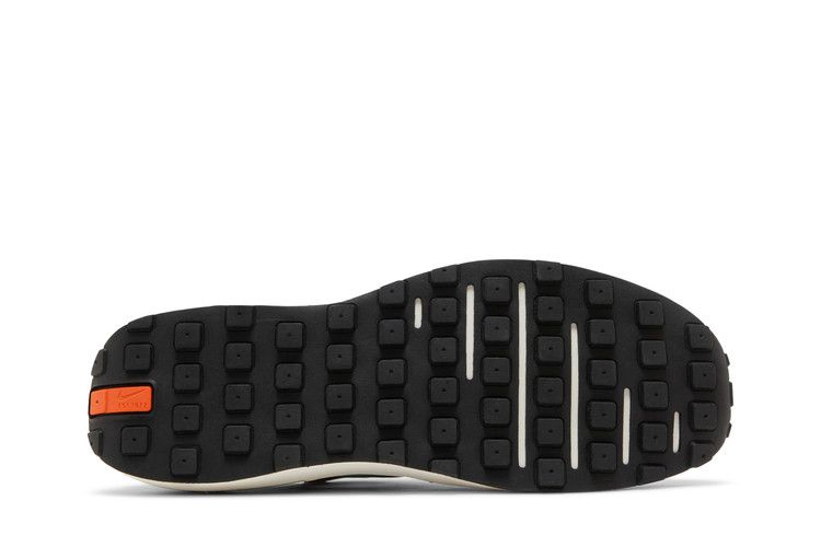 Кроссовки Nike Waffle One SE 'Pro Green Rust Oxide'