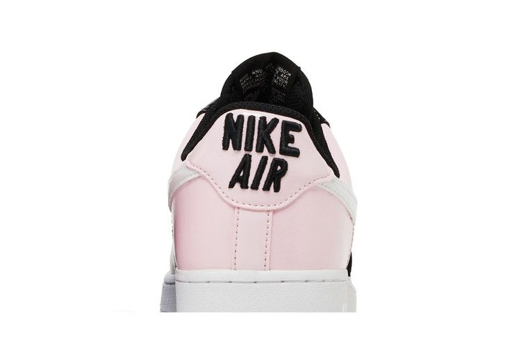 Кроссовки Nike Wmns Air Force 1 '07 'Black Pink Foam'