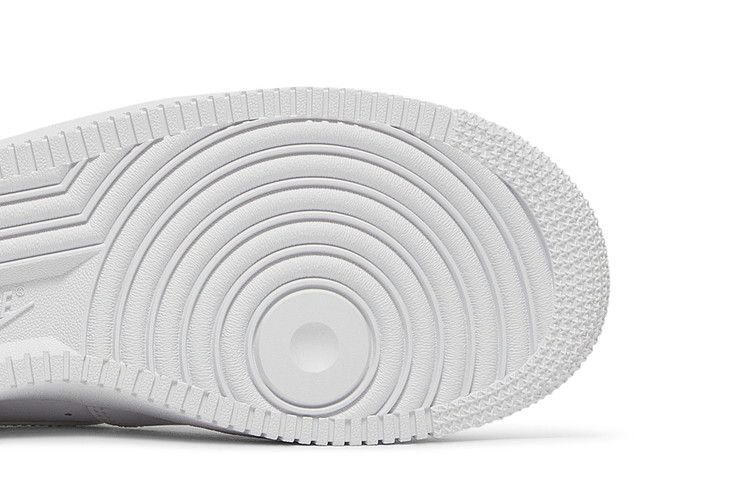 Кроссовки Nike Wmns Air Force 1 '07 Essential 'White Lemon Drop'