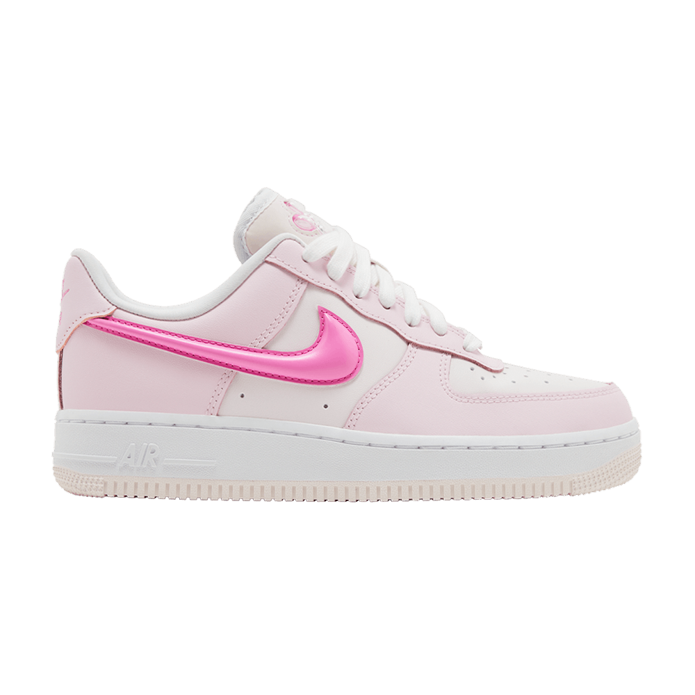 wmns-air-force-1-07-lx-paw-print-hm3696-661