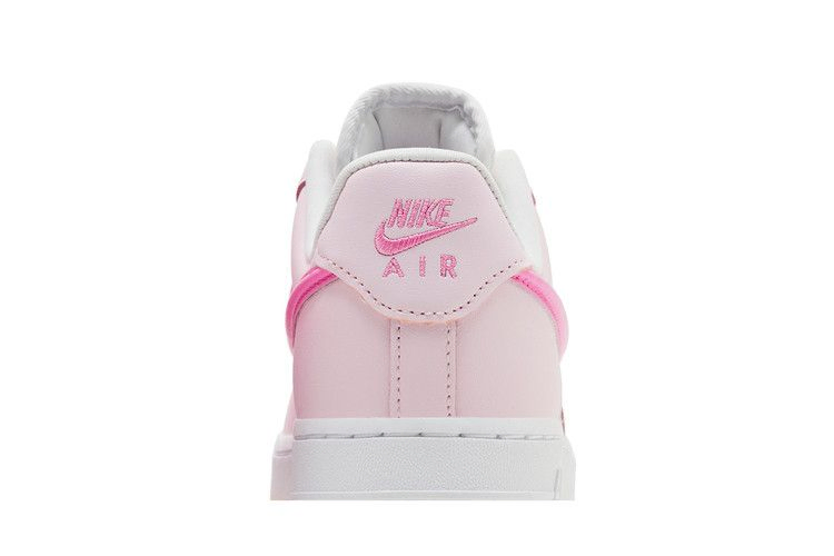 Кроссовки Nike Wmns Air Force 1 '07 LX 'Paw Print'