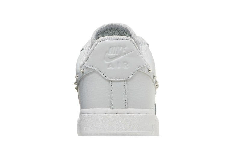 Кроссовки Nike Wmns Air Force 1 07 SE 'Pearl Swoosh - Pure Platinum'